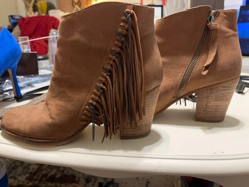 Dolce Vita Tan Leather Fringe Chain Ankle Booties Boots Women's Size 9 Side Zip